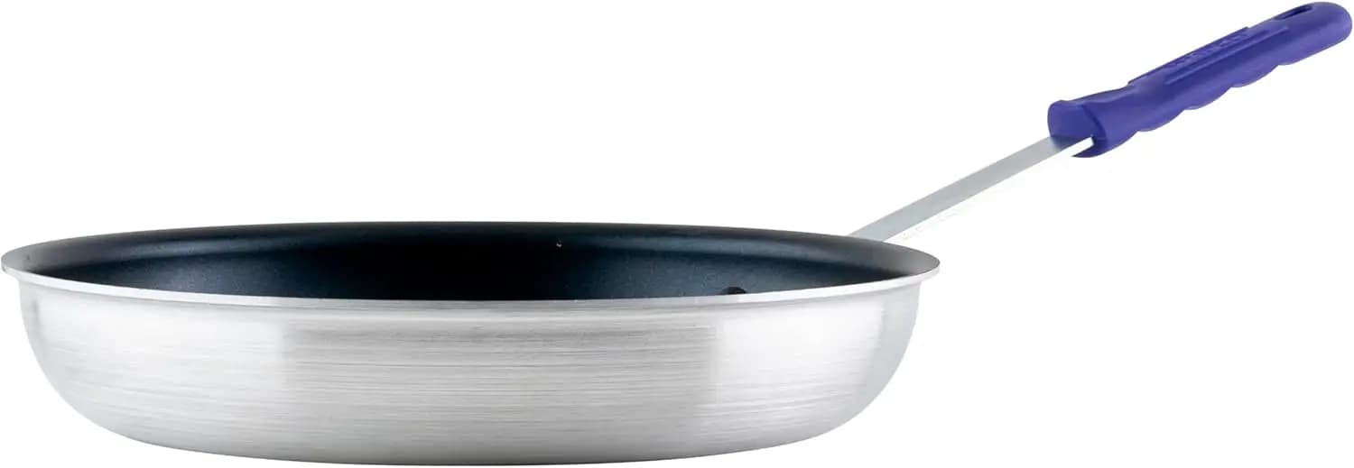 Commercial-grade aluminum pan with Stay Cool handle, compatible with induction, non-stick finish, 12'