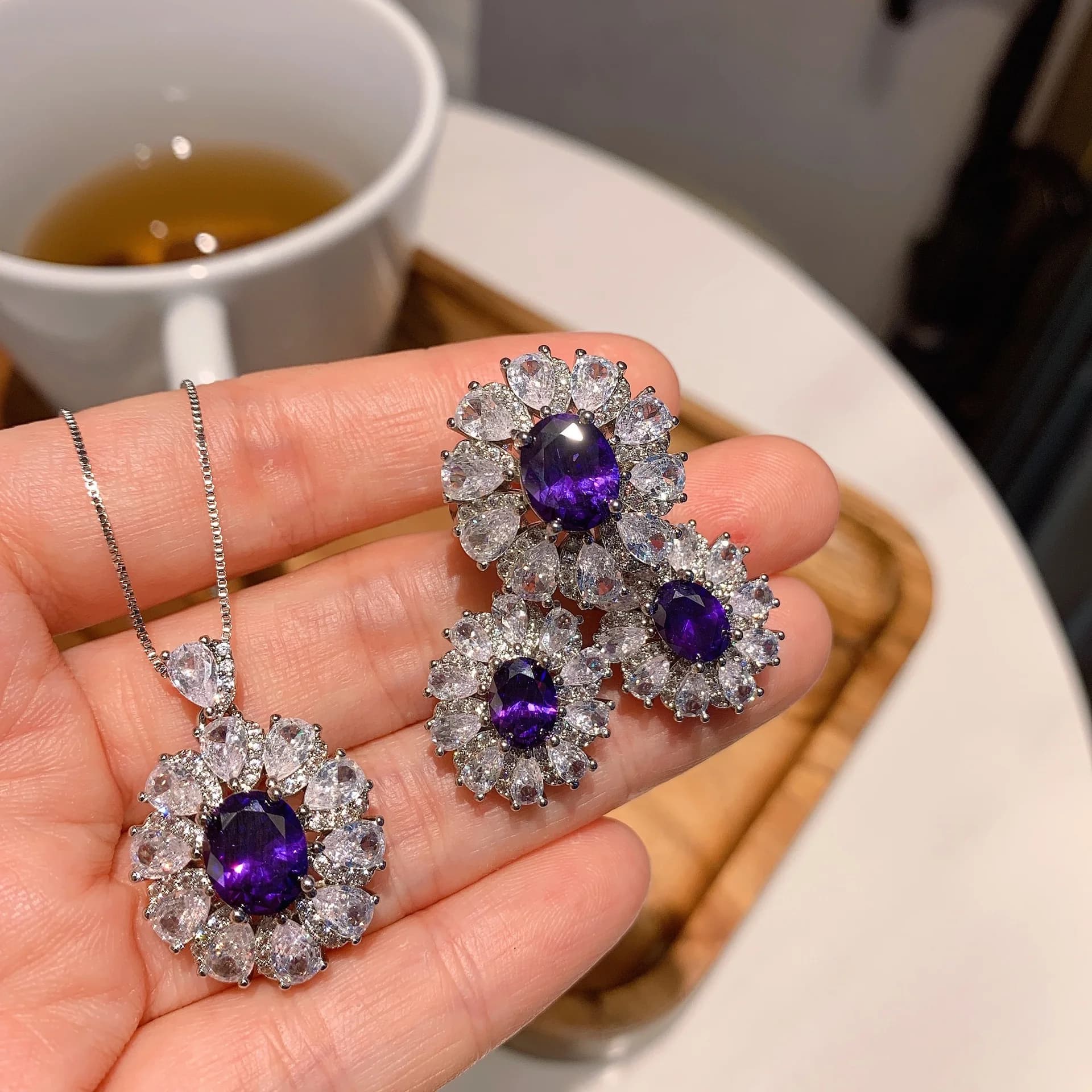 argento 925 Splendidi set di gioielli con fiori viola Lusso squisito Goccia d'acqua Diamanti Anello con pietre preziose Orecchini Collana fine da sposa