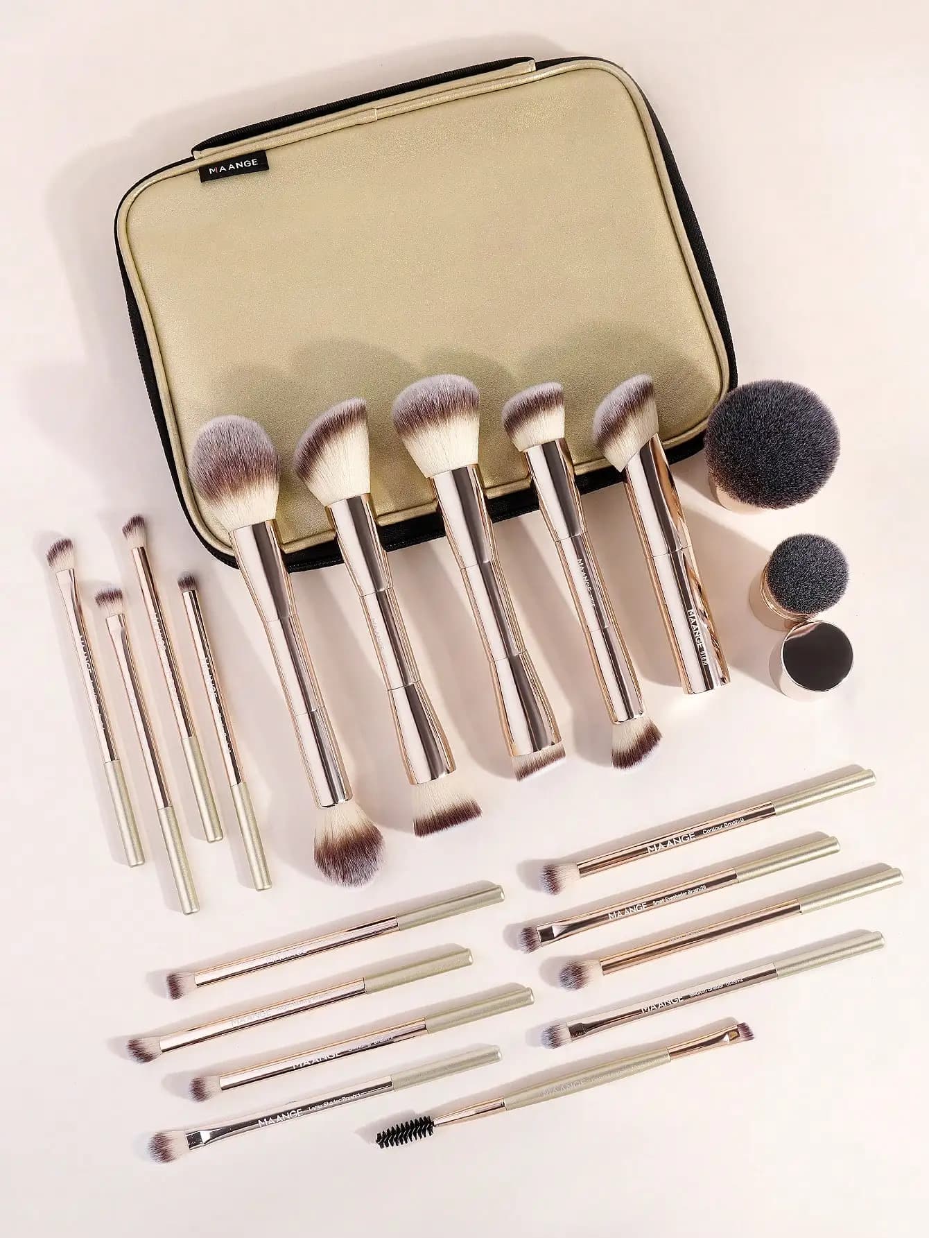 Set di pennelli professionali per il trucco da 20 pezzi, manico in metallo con custodia in velluto, pennelli morbidi per fondotinta, ombretto, sopracciglia, sfumatura, illuminante, pennelli kabuki, setole in nylon per tutti i tipi di pelle, senza profumo, perfetti per l'uso quotidiano e per i viaggi, accessori per il trucco