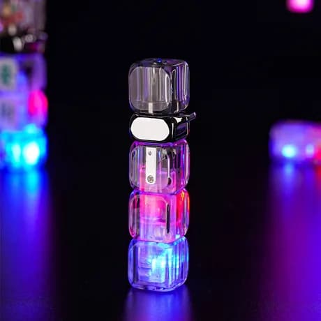 Creative Rotating Lighter, Air-Filled, Windproof, Cool, Personalized, High-Beauty Dice Sparkle Diamond Pink Cute Lighter