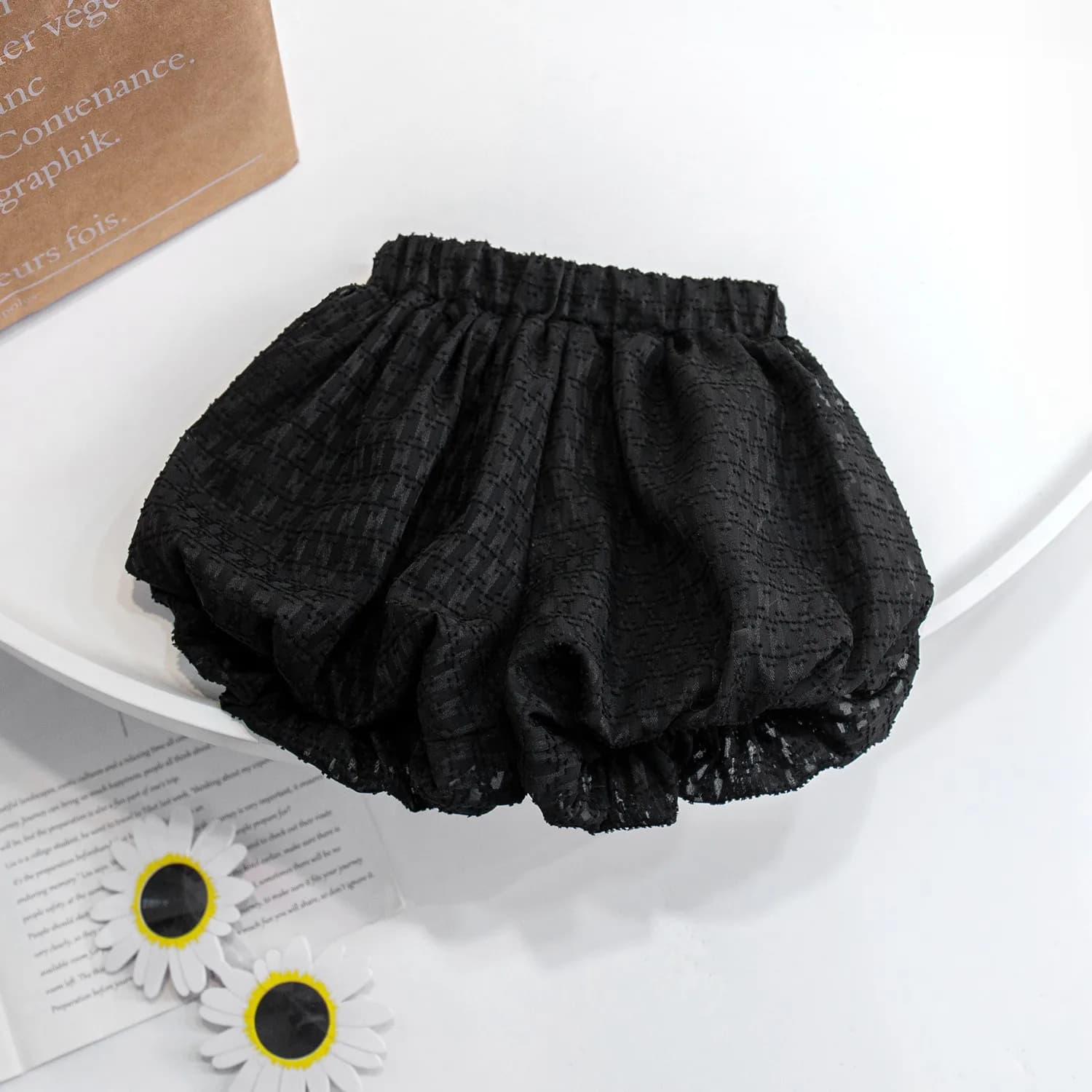 Pantaloncini estivi da ragazza 2024 New Baby Cute Bubble Bloomers Versione coreana per bambini di pantaloni caldi versatili in stile straniero