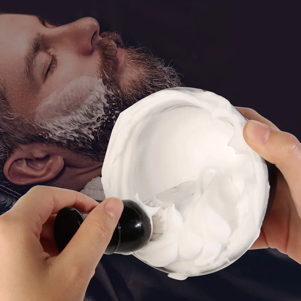 Men's beard set with soft synthetic brush and non-slip bowl, perfect for creating foam and beard cleaning