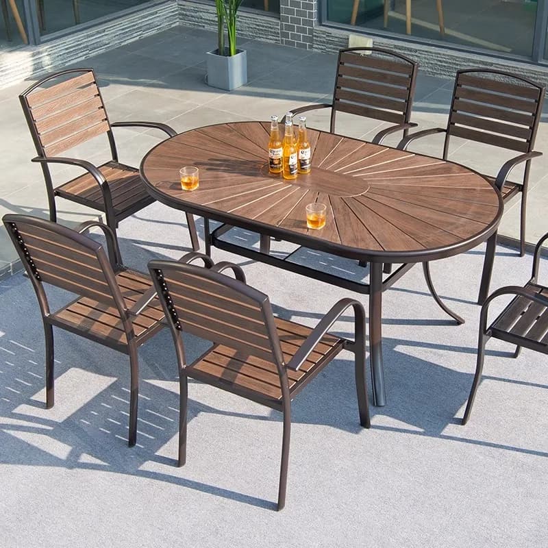 Tavoli e sedie da cortile esterno Terrazza all'aperto all'aperto Pendolo esterno esterno in legno plastico impermeabile e protezione solare