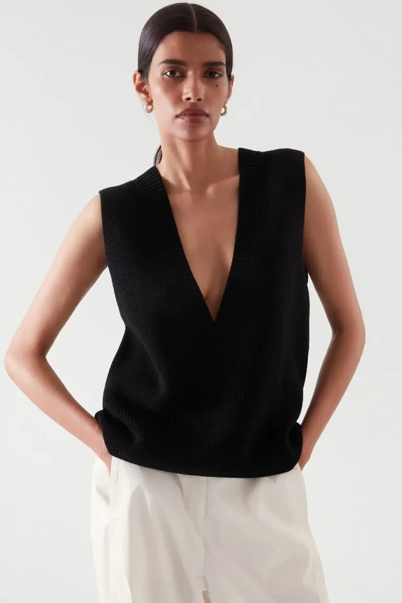 Gilet in maglia misto lana YAZHIMEI 2026, nuovo stile primaverile, casual ed elegante da donna, con scollo a V profondo