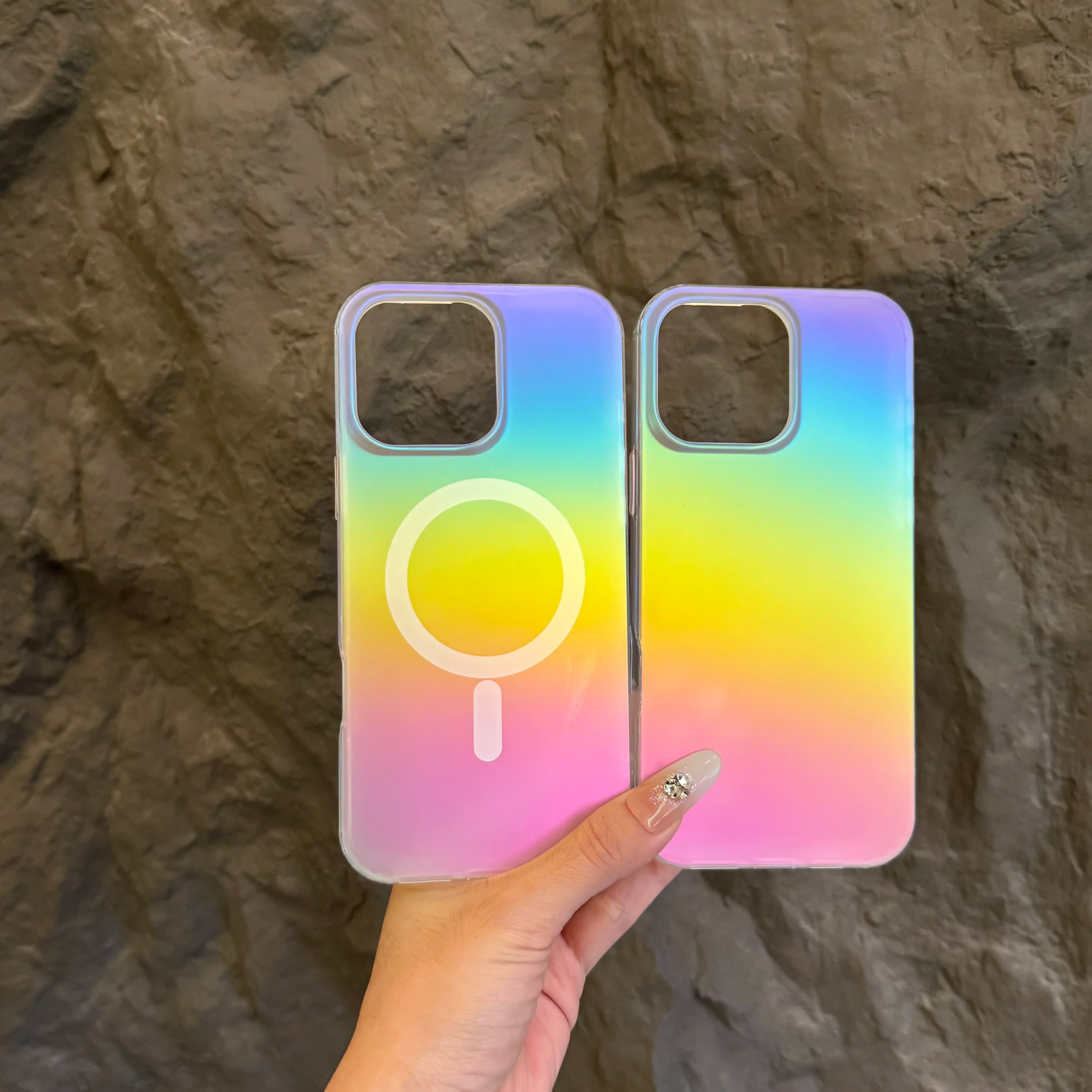 Magnetico laser arcobaleno sfumato per custodia per telefono Magsafe per iPhone 17 16 15 14 13 Pro Max Cover rigida colorata con ricarica wireless.