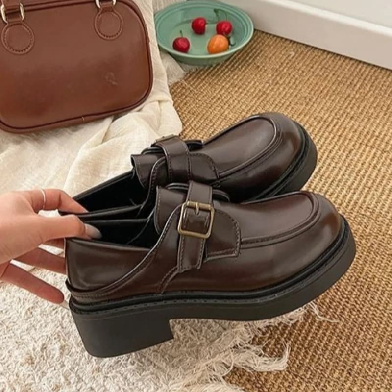 Mocassini Neri Slip-On da Donna Primavera Estate 2026, Stile Britannico in Pelle, Casual Giapponese JK, Tendenza Moda