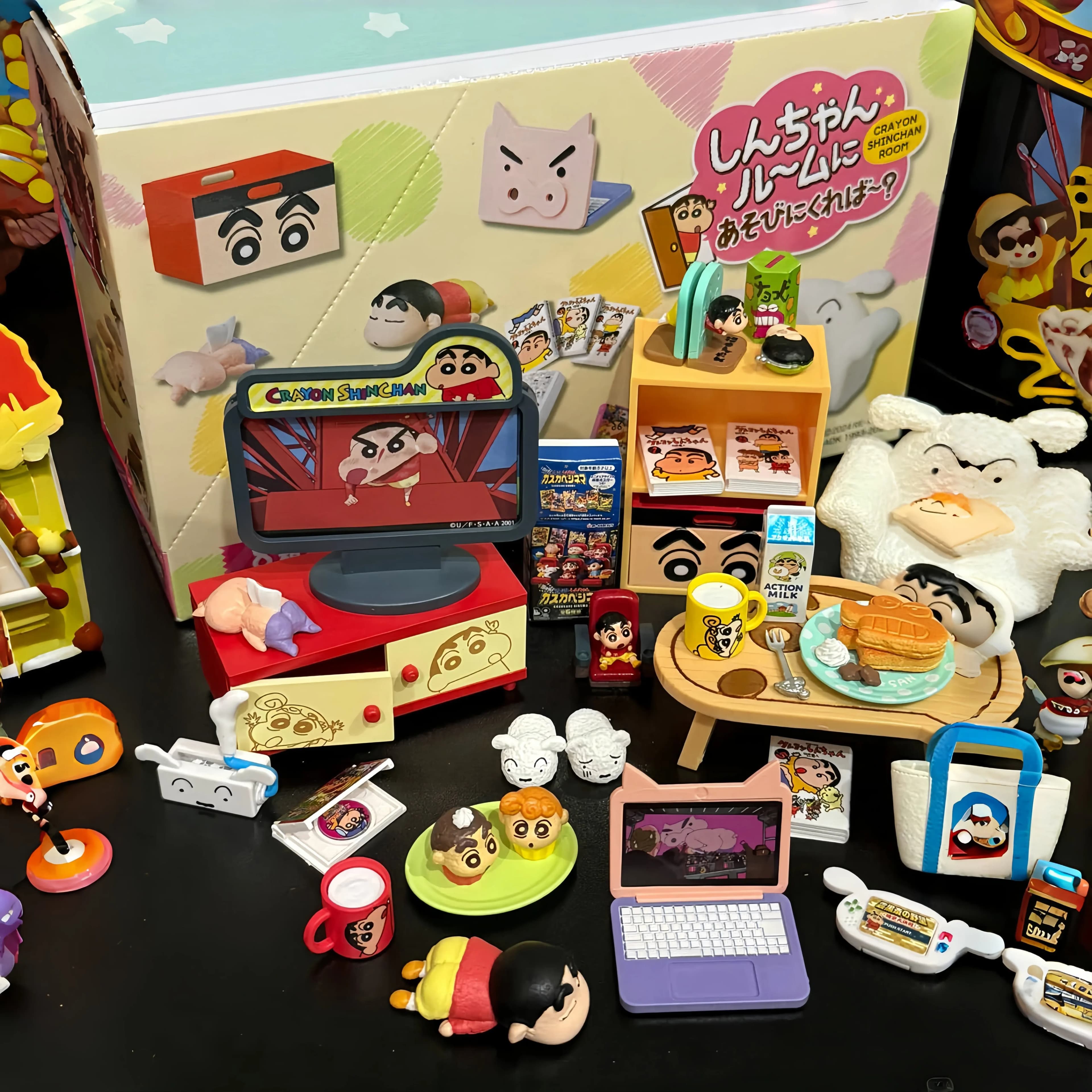 Rement Crayon Shinchan Miniature Room Sofa Table Cabinet TV Blind Box Anime Figurine Collection Desktop Ornament Kids Gift