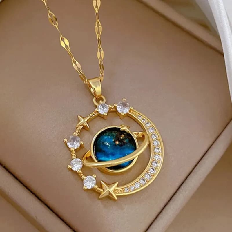 Collana di lusso leggera in acciaio al titanio con serie Star per donna, colore oro, pianeta, luna, astronauta, collane con ciondolo, gioielli, regali