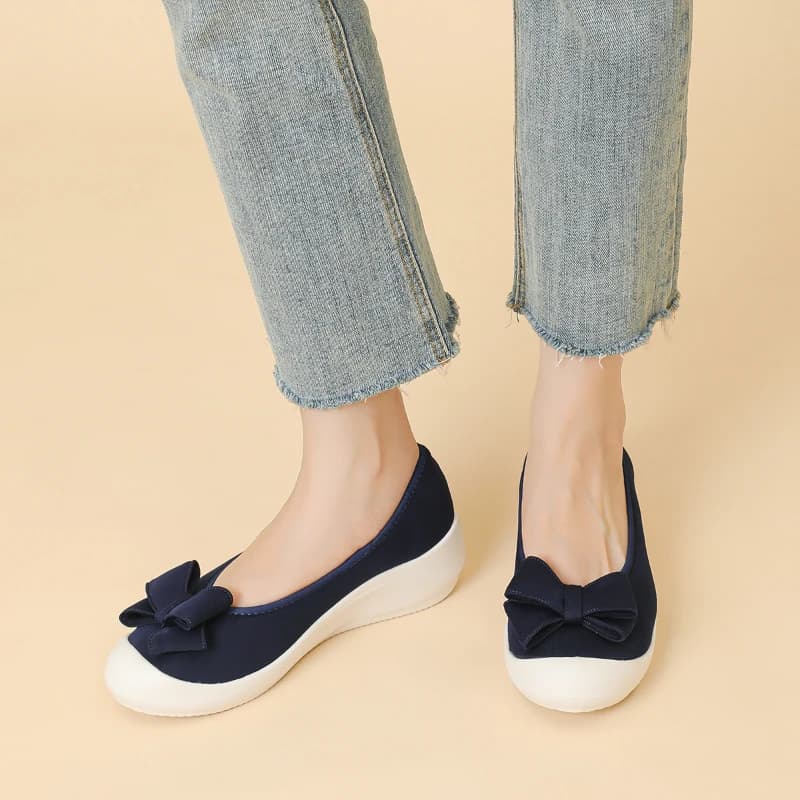 Scarpe con tacco basso e grosso da 3 cm, tinta unita, punta a punta, slip-on, primavera estate 2023, eleganti, comode, adatte a tutti gli abbinamenti, per tutti i giorni.