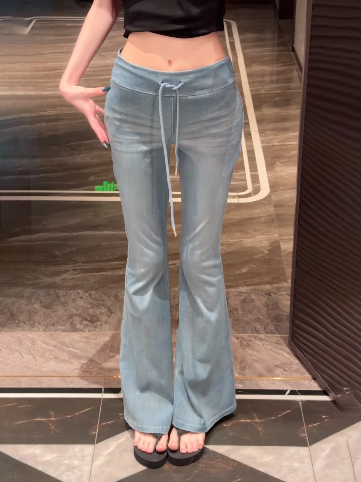 Summer Women's Slim Fit Jeans High Waist Butt Lifting Pants Bell Bottoms Comfortable Lightweight Blue Denim Tapered Leggings