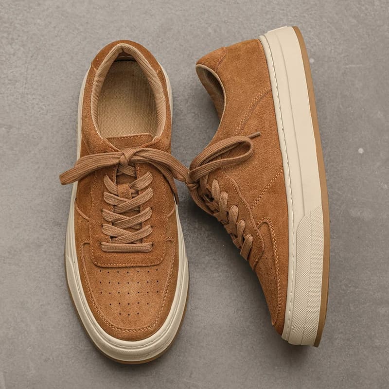 Scarpe Casual in pelle scamosciata di mucca coreana da uomo scarpe firmate di lusso di moda primavera autunno mocassini Sneakers scarpe con plateau traspiranti