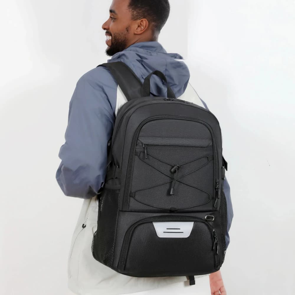 Borsa da palestra con striscia riflettente per laptop da 15,6 pollici per uomo donna Zaino sportivo da basket da 35 litri con scomparto per scarpe