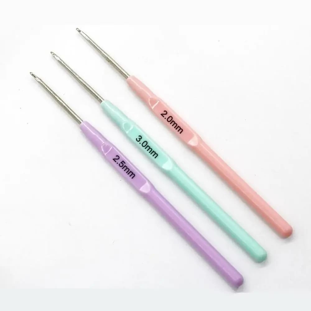 Set di 3 Ferri da Uncinetto con Manico in Plastica 2.0/2.5/3.0mm 13.7cm, Strumento per Lavoro a Maglia, Ottimo Regalo