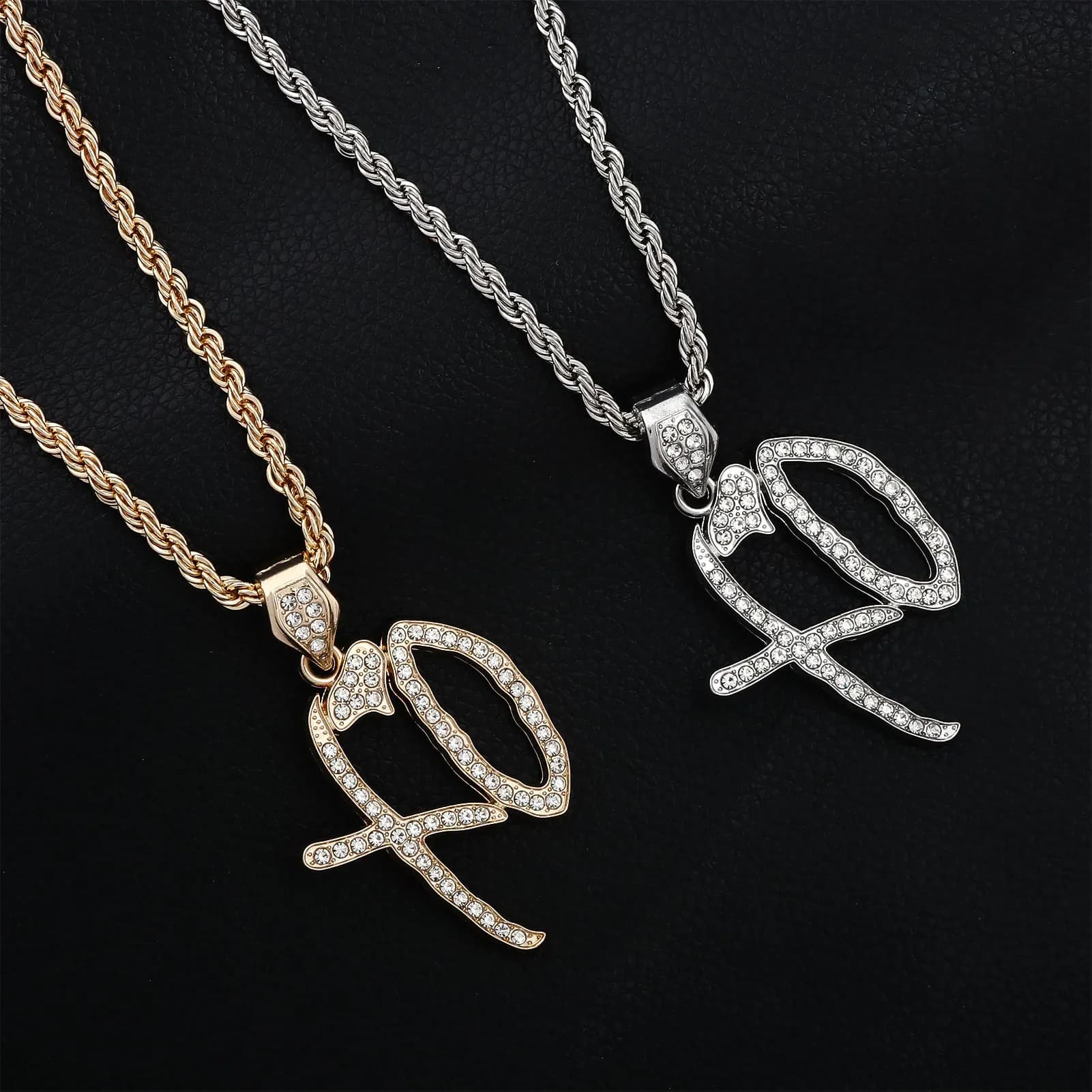 Exquisite Creative Bubble Letter Xo Inlaid White Zircon Pendant Necklace Men\\'s Fashion Casual Party Jewelry Holiday Gifts