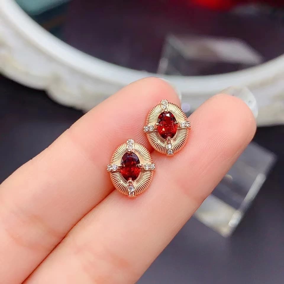 Orecchini in argento con pietre preziose abbaglianti 7mm * 9mm Orecchini con granato naturale totale 4ct Gioielli con granato in argento massiccio 925 placcato in oro