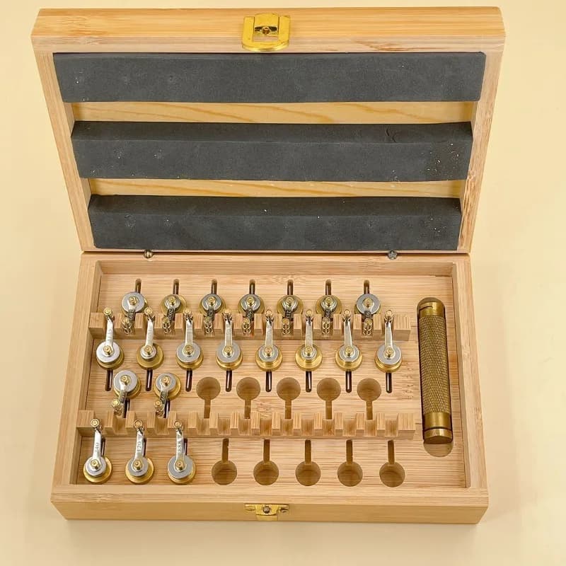 Watch repair tools, curling iron tools 20 pcs, clockwork winch, clockwork watch repair special wooden box, clockwork winch