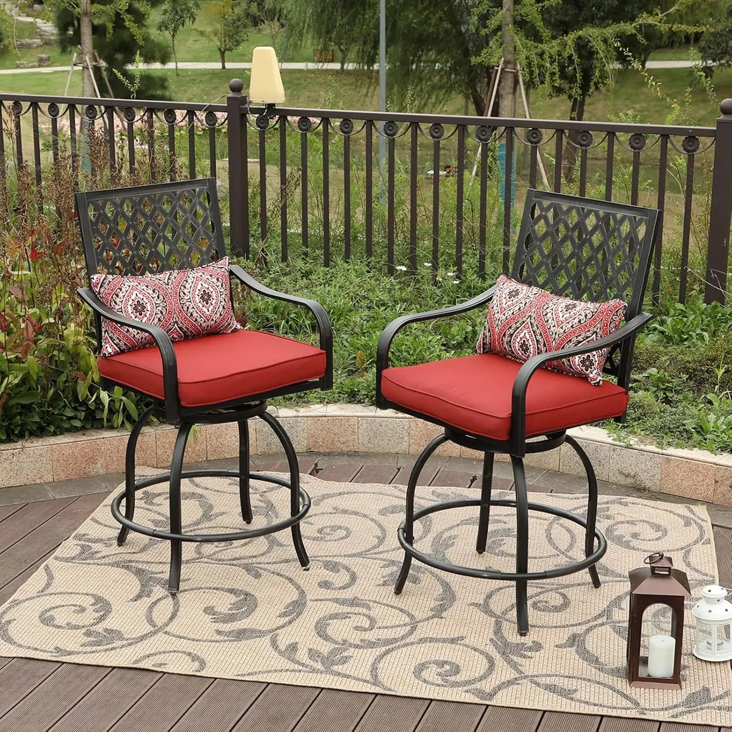 Set di 2 Sgabelli da Bar Girevoli per Esterni, Sedie Alte da Giardino in Metallo con Braccioli e Cuscino Rosso, Personalizzabili