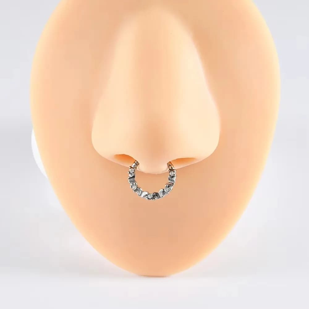 1PC Stainless Steel Septum Clicker Ring Skull Vine Design Heart Zircon Body Piercing Jewelry Hinged Daith Piercing Ring