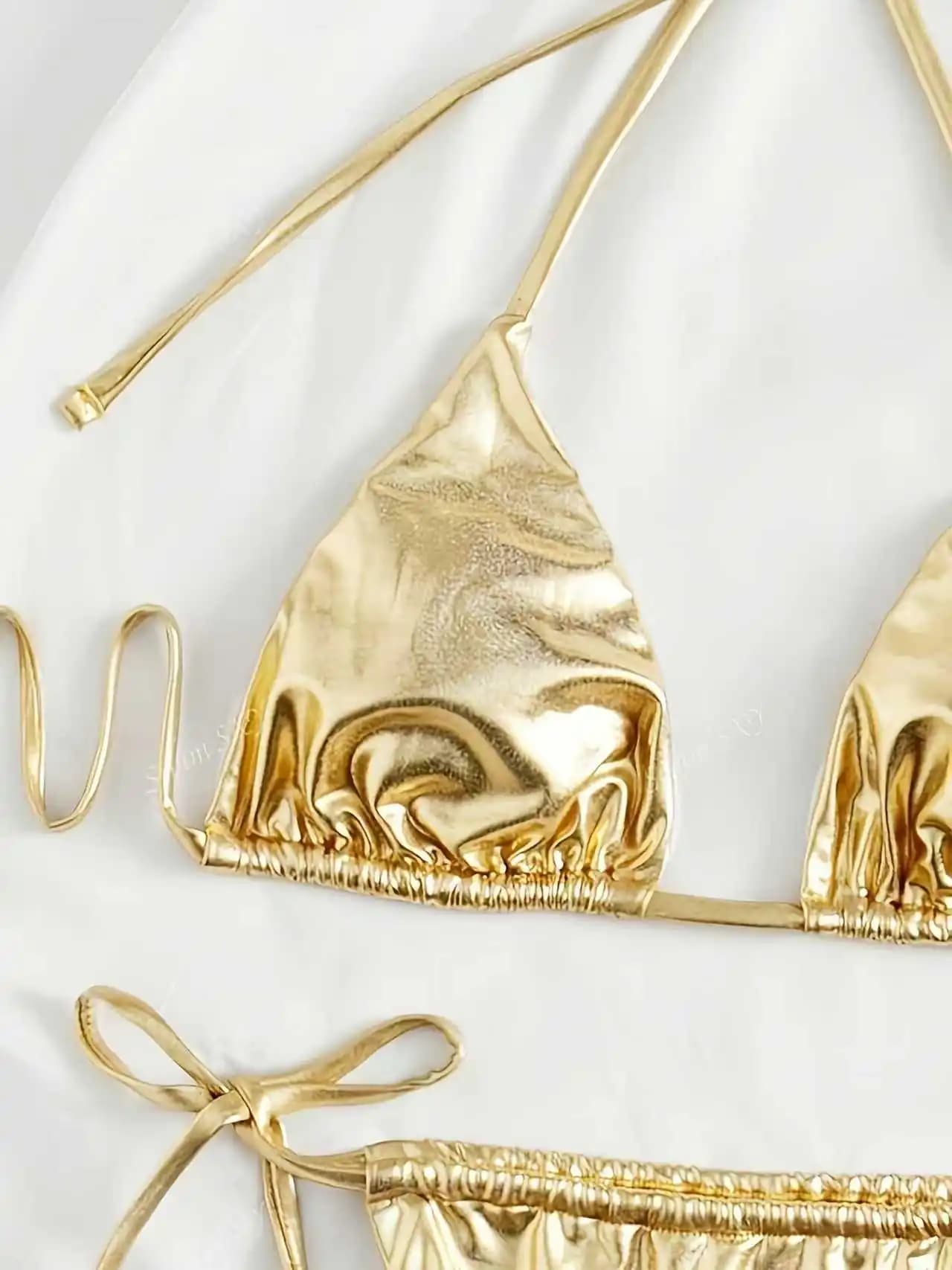 Set Bikini Donna Estate 2025, Costume da Bagno Sexy Metallizzato Oro Lucido con Triangolo Halter e Lacci Laterali, per Vacanze al Mare
