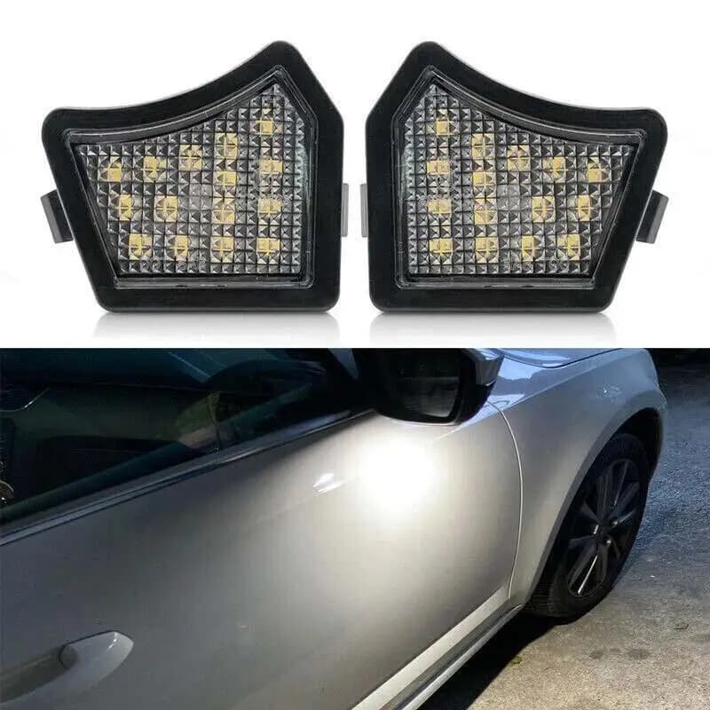 2 Pezzi Luci LED Sottoscocca per S60 S80 V50 V70 Xc70 Xc90, Lampade Specchietto Auto Impermeabili Antiappannamento, Aggiornamento