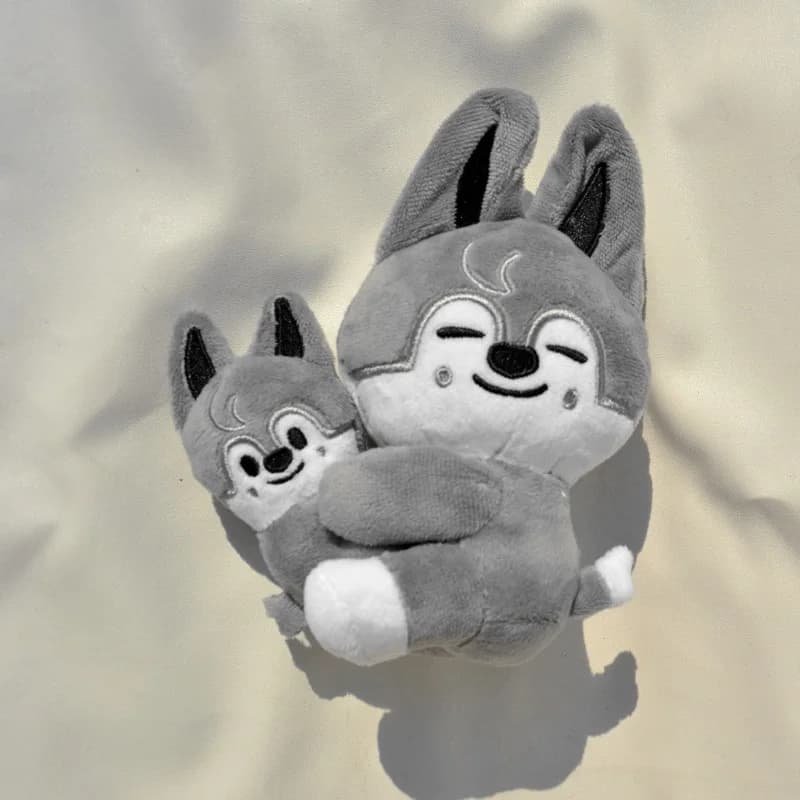 Set da 8 pezzi di bambole di peluche KPOP Stray Kids con la stessa bambola di abbraccio magnetica in pietra di peluche, peluche di cartone animato SKZ, regalo per bambini