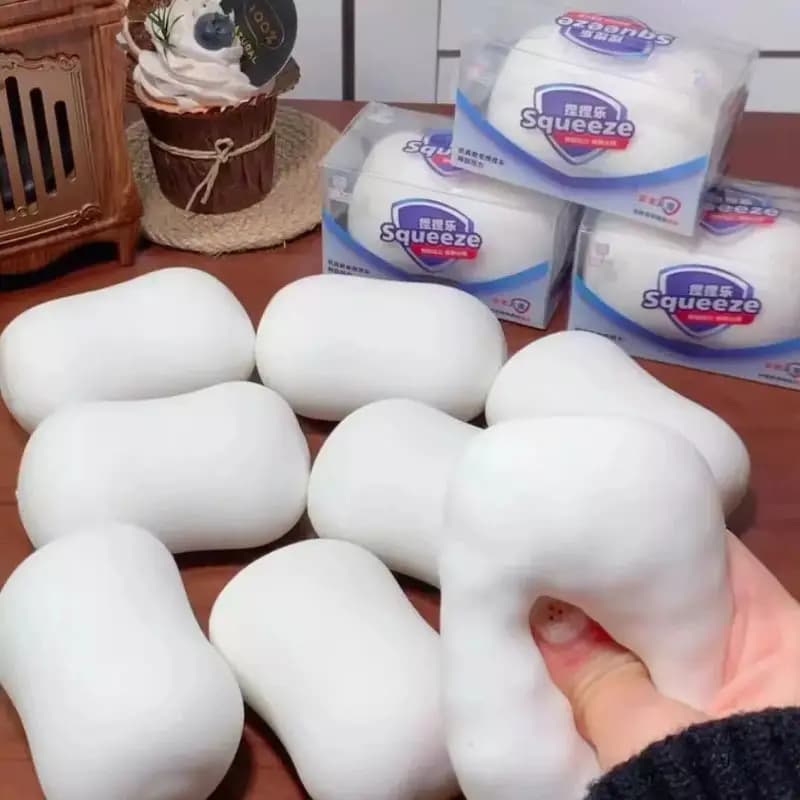 Crunchy Squishy Stress Ball, Soft Filled Sensory Fidget Toy, Anti-Anxiety Decompression Squeeze Reliever for Kids Adults
