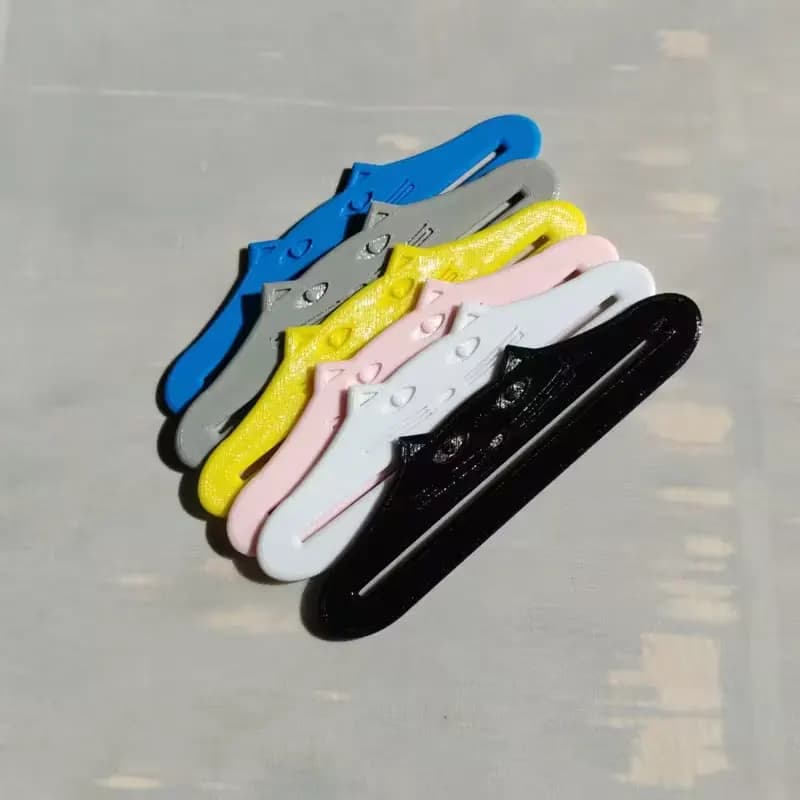 Utensile per Spremere Cibo per Gatti, Dispenser per Cibo per Gatti, Utensile Portatile a Forma di Gatto per Spremere Salsa di Carne, Materiale Plastico Resistente, Facile da Usare, Facile da Pulire