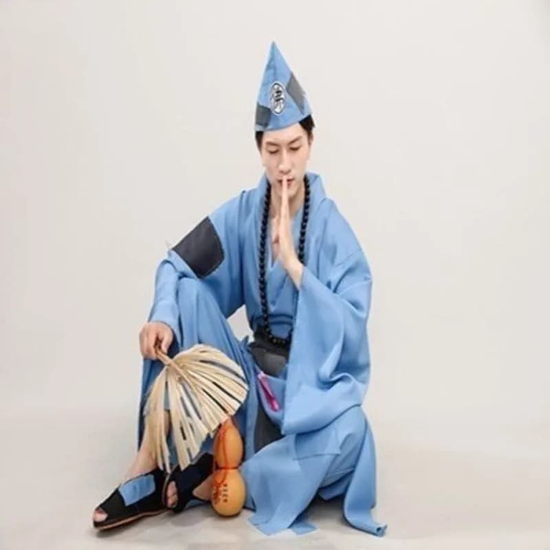 Antique costume Men's beggar costume Jigong Living Buddha costume for adults Jigong Cosplay costume Chen Haomin Halloween