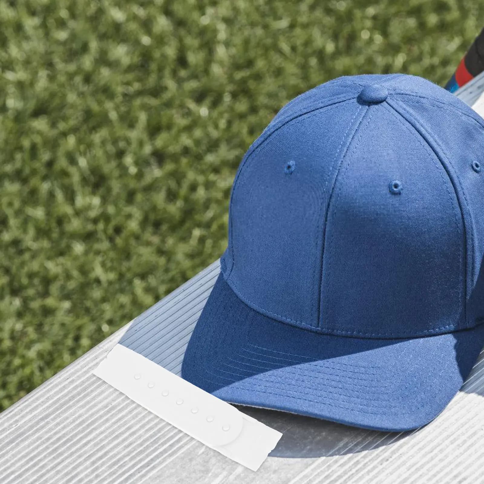 12Pcs White Plastic Snapback Buckle Strap Adjustable Baseball Cap Replacement Hat Strap Snap Fastener 7 Holes Snapback Fastener