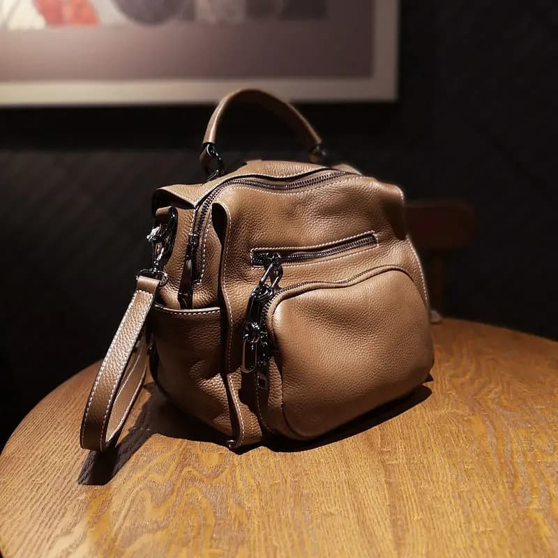 Multi Pocket Design Leather Women Backpack High Quality Large Capacity Multifunctional Bag Luxury Brand Women Fashion Backpack
