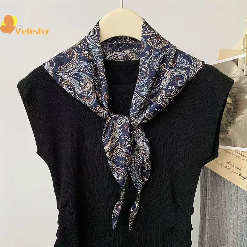 Sciarpa a triangolo in seta alla moda da donna in twill stampato con cintura avvolgente in vita elegante stile vintage
