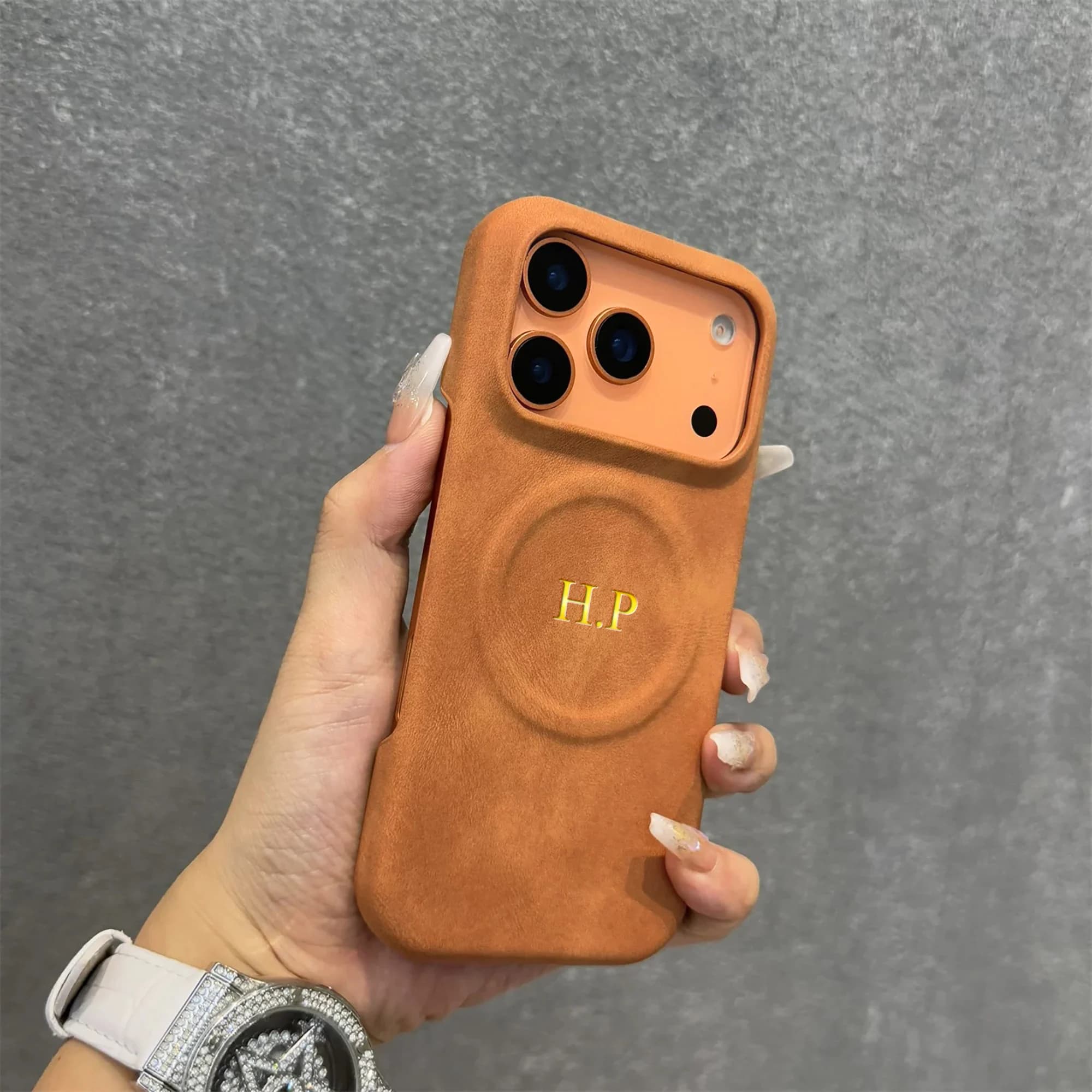 Custom Name Retro Faux Leather Magnetic Wireless Charging Case For iPhone 17 16 15 14 13 Pro Max 17 Air Hot Gold Foil Stamping