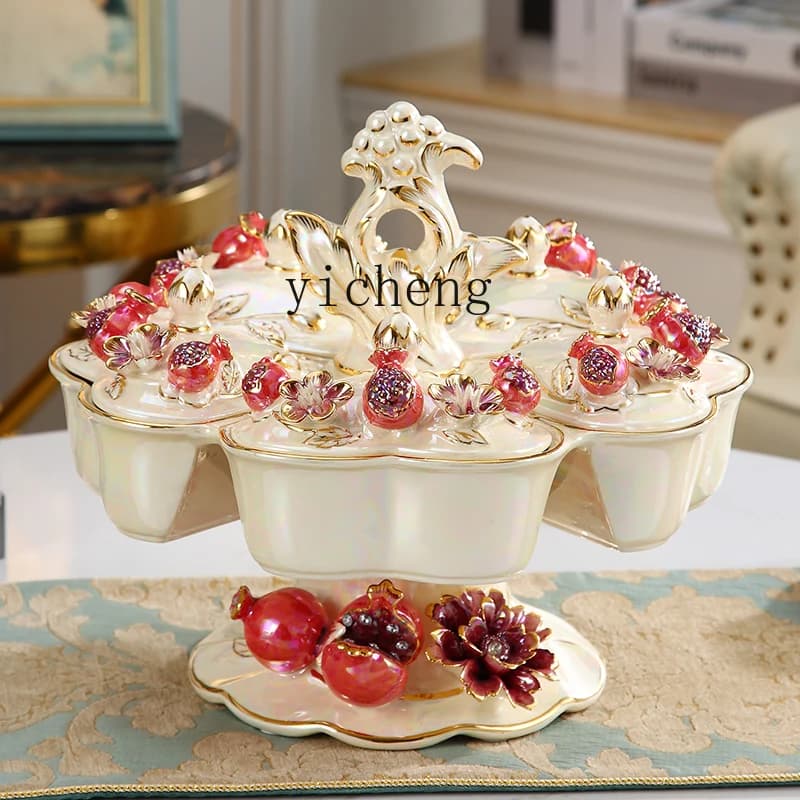 TQH Piatto di frutta in stile europeo Piatto di frutta secca rotante creativo di lusso di fascia alta in ceramica con scomparti e coperchio per la casa