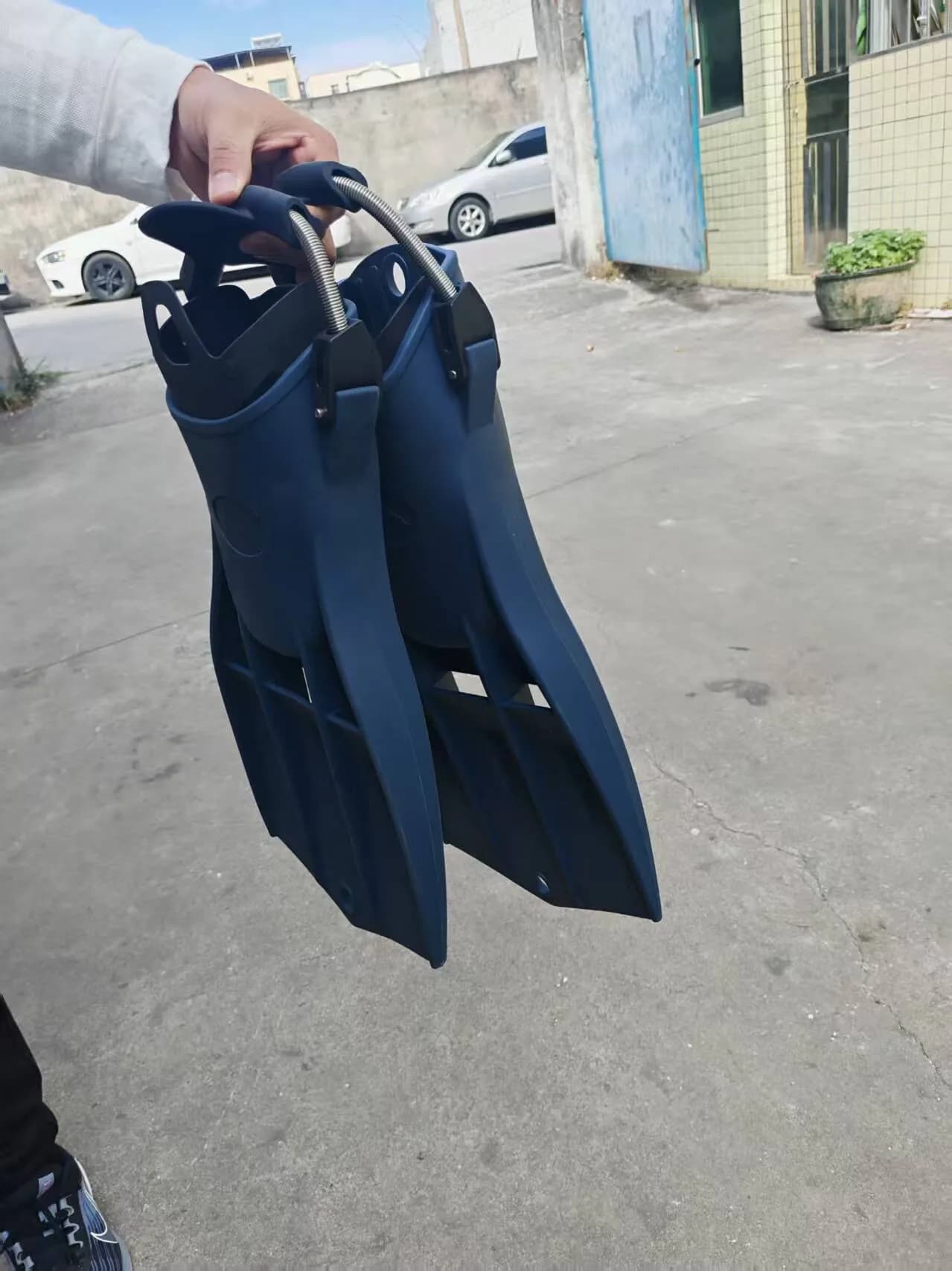Pinne da Immersione Professionali con Cinghia a Molla Regolabile, Grande Potenza, Leggere, per Immersioni Profonde e Snorkeling