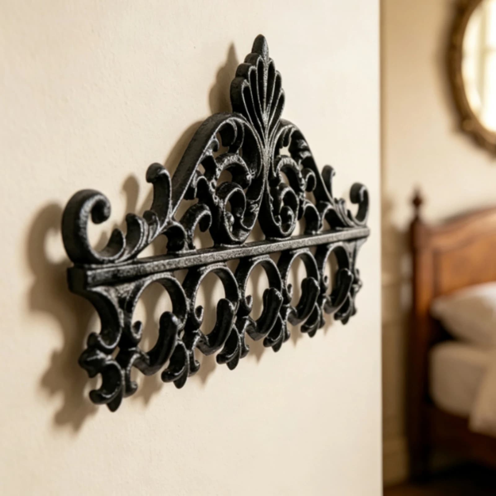 Wall Hook Rack Antique Hook Rack with Screws Cast Iron Hanger Decorative Ornate for Entryway, Bedroom