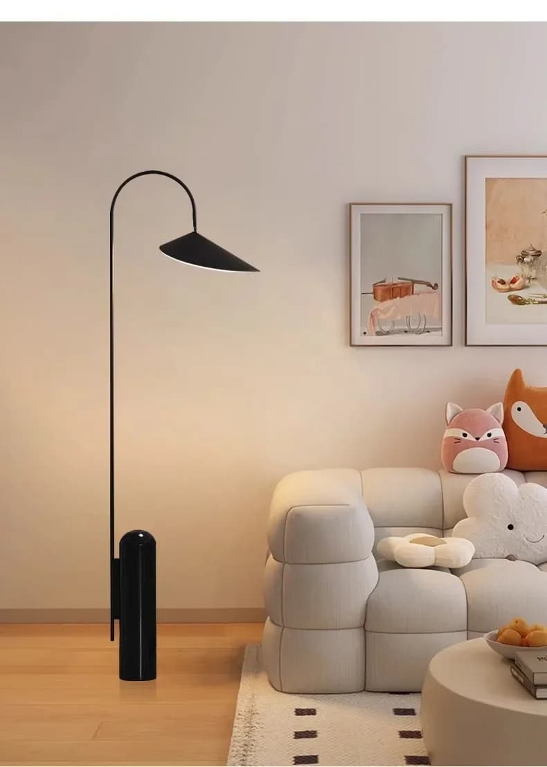 Modern Danish Bedroom Bedside Lamp Simple Minimalist Designer Creative Vertical Desk Lamp Study Living Room Sofa Floor Lamp
