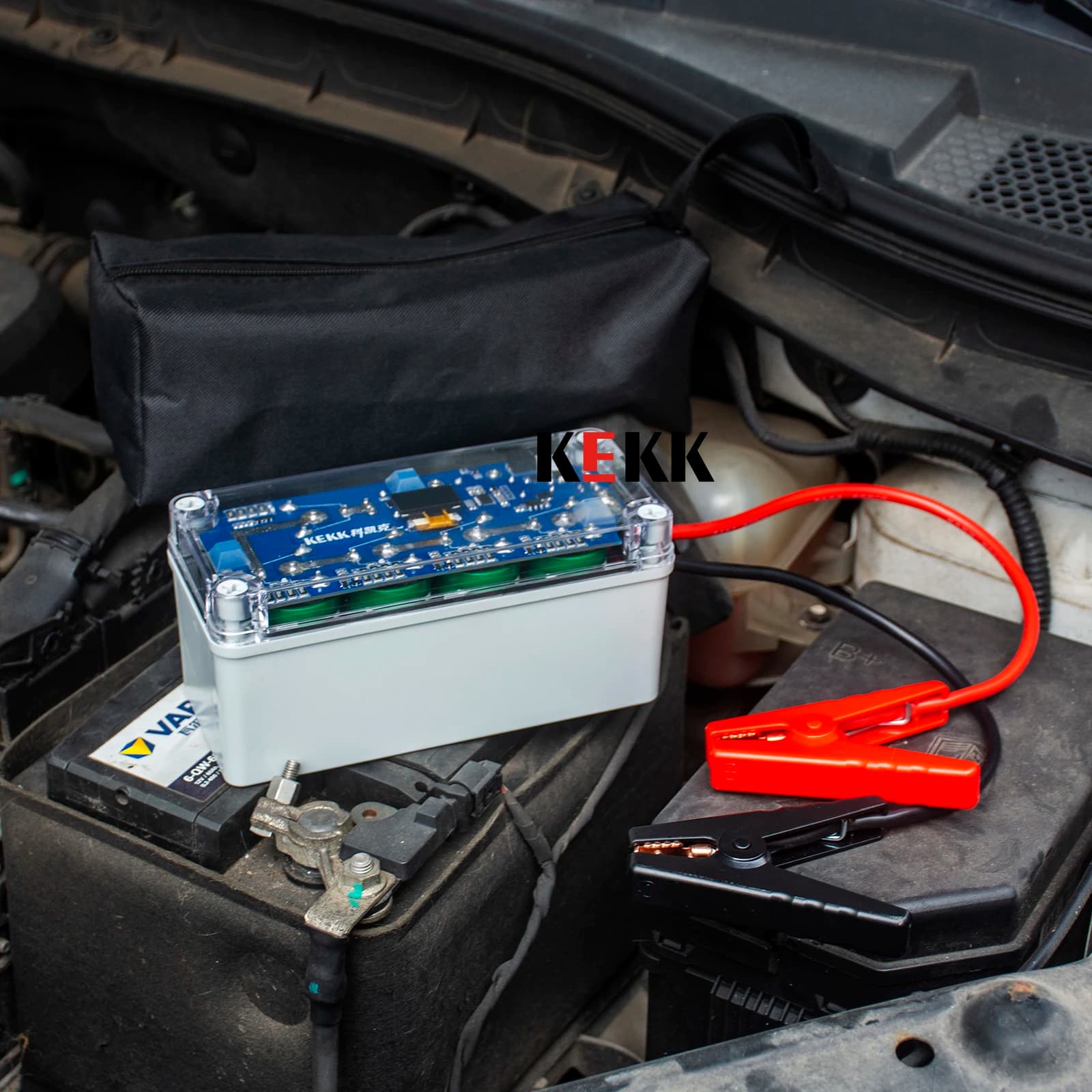 Avviatore di Emergenza per Auto 12V, Booster Batteria 800A, Dispositivo di Avviamento Automatico per Veicoli, Avviatore d'Emergenza Portatile con Supercondensatore