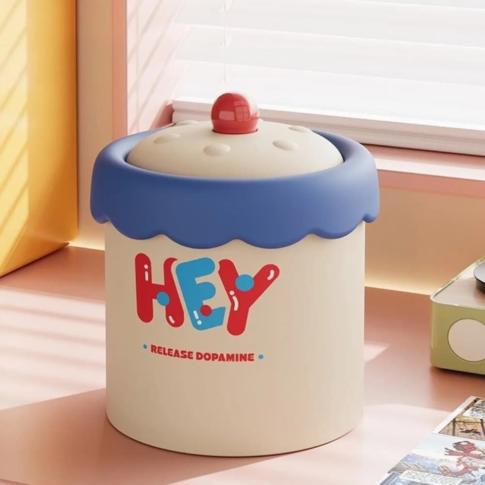 Creative Plastic Desktop Trash Can with Cover Portable Waste Paper Basket Stylish Look Cartoon Tea Slag Can Kitchen