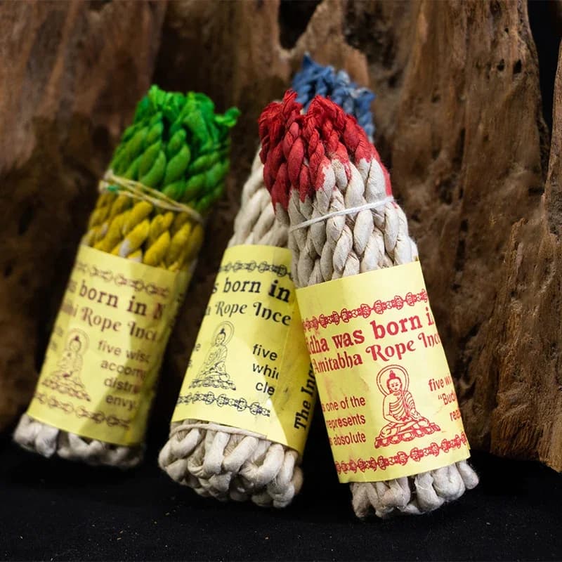 Nepal Handmade Herbal Rope 25 Bundle White Sage Buddha incenso String per la casa camera da letto tempio meditazione erbe