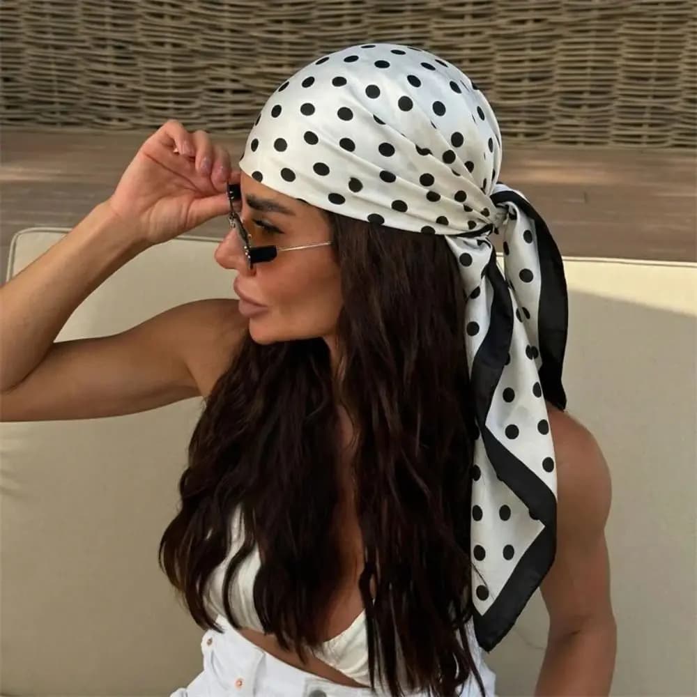 Elegante Sciarpa Stampata a Pois con Forme Geometriche Y2K, Sciarpa in Seta a Pois Stile Coreano Hip Hop, Piccola Sciarpa Quadrata, Accessori di Abbigliamento