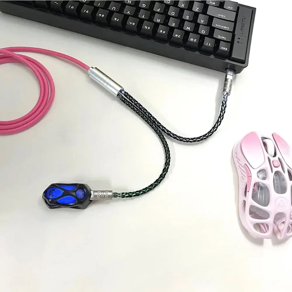 Custom 8K Magnetic Lighting Keyboard Cable Supports Dual 1 in 2 Type C Magnetic Axis Cable USB to Type C for Mechanical Keyboard