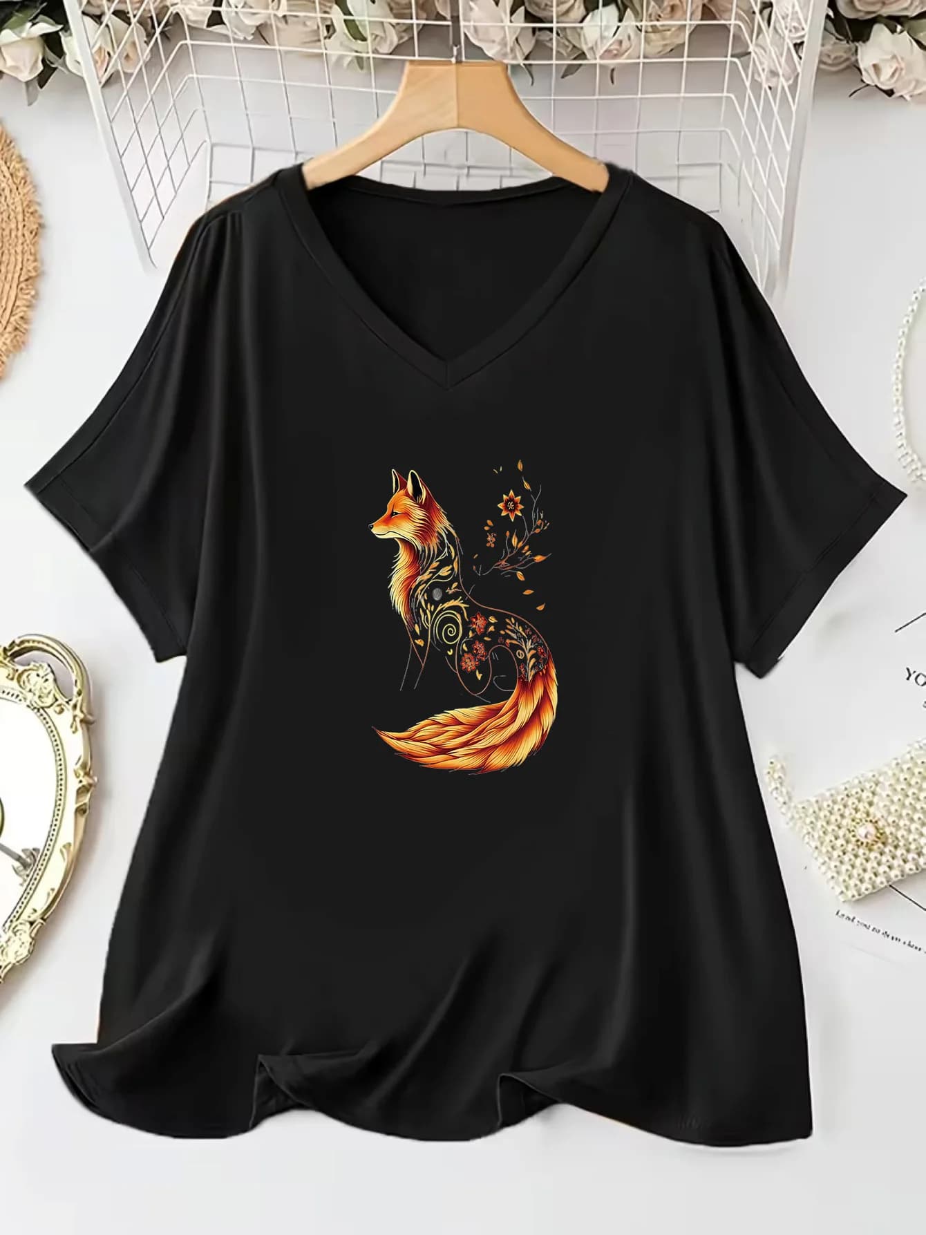 Plus Size, Plus Size Women's Batwing Sleeve V-Neck T-Shirt - Opaque Animal Print Short Sleeve Blouse Batwing Top, Stretch Fabric Suitable for Daily Wear & Vacation, All-Season Comfort, Machine Washable, Sizes 1XL-8XL (Batwing Sleeve)