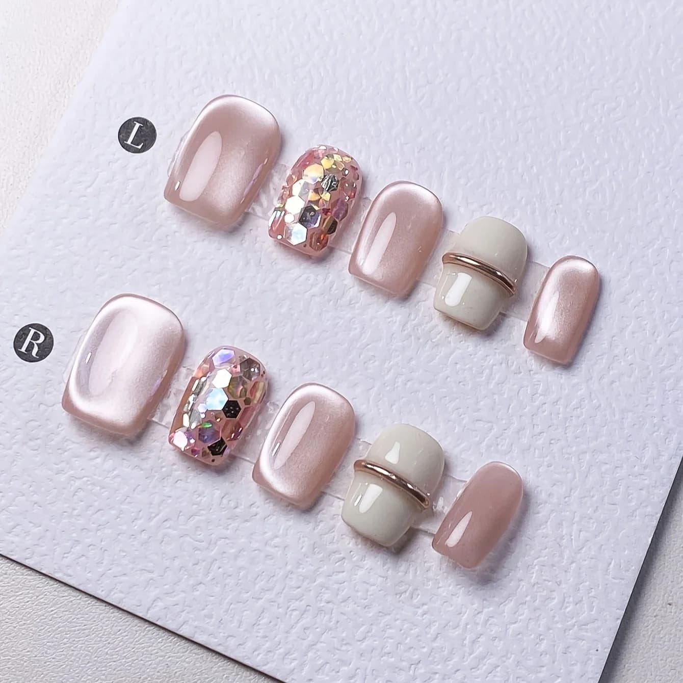 10 pezzi di nail art tridimensionale francese con conchiglia blu francese a forma di mandorla pura fatta a mano con chiodo a pressione semplice ed elegante