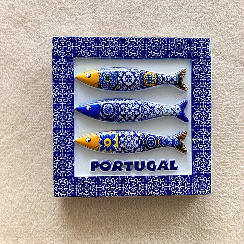 Magnete per frigorifero Portogallo, decorazioni per la casa europee con design tradizionale di piastrelle blu e pesci, simpatico e robusto accessorio per frigorifero