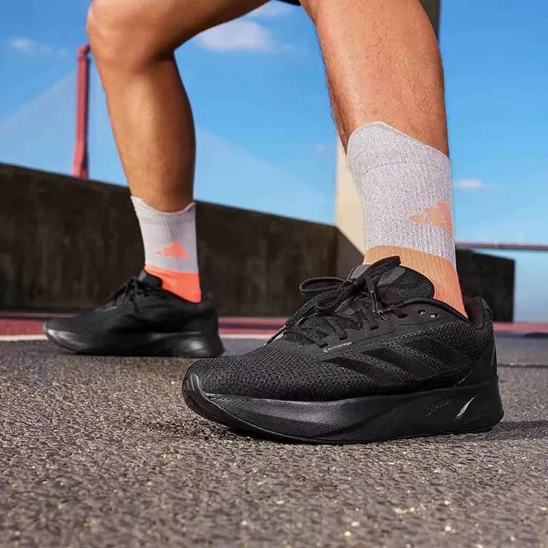 Scarpe da corsa Adidas da uomo, sneakers sportive leggere e traspiranti LIGHTMOTION Tech IE7261