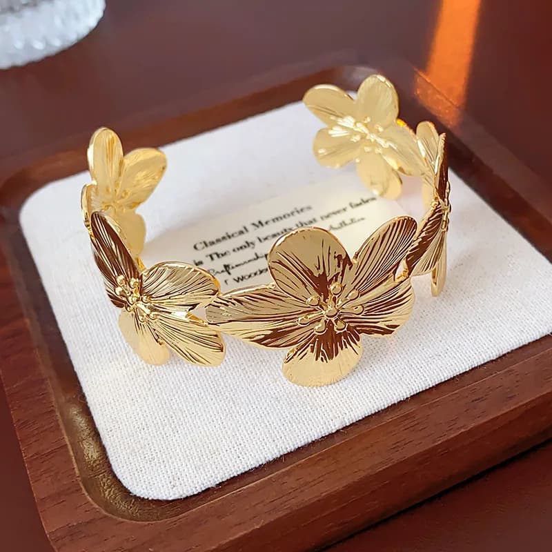 Bracciale scozzese in stile minimalista Bracciale nuovo stile europeo e americano Commercio all'ingrosso di gioielli di fascia alta di moda di nicchia