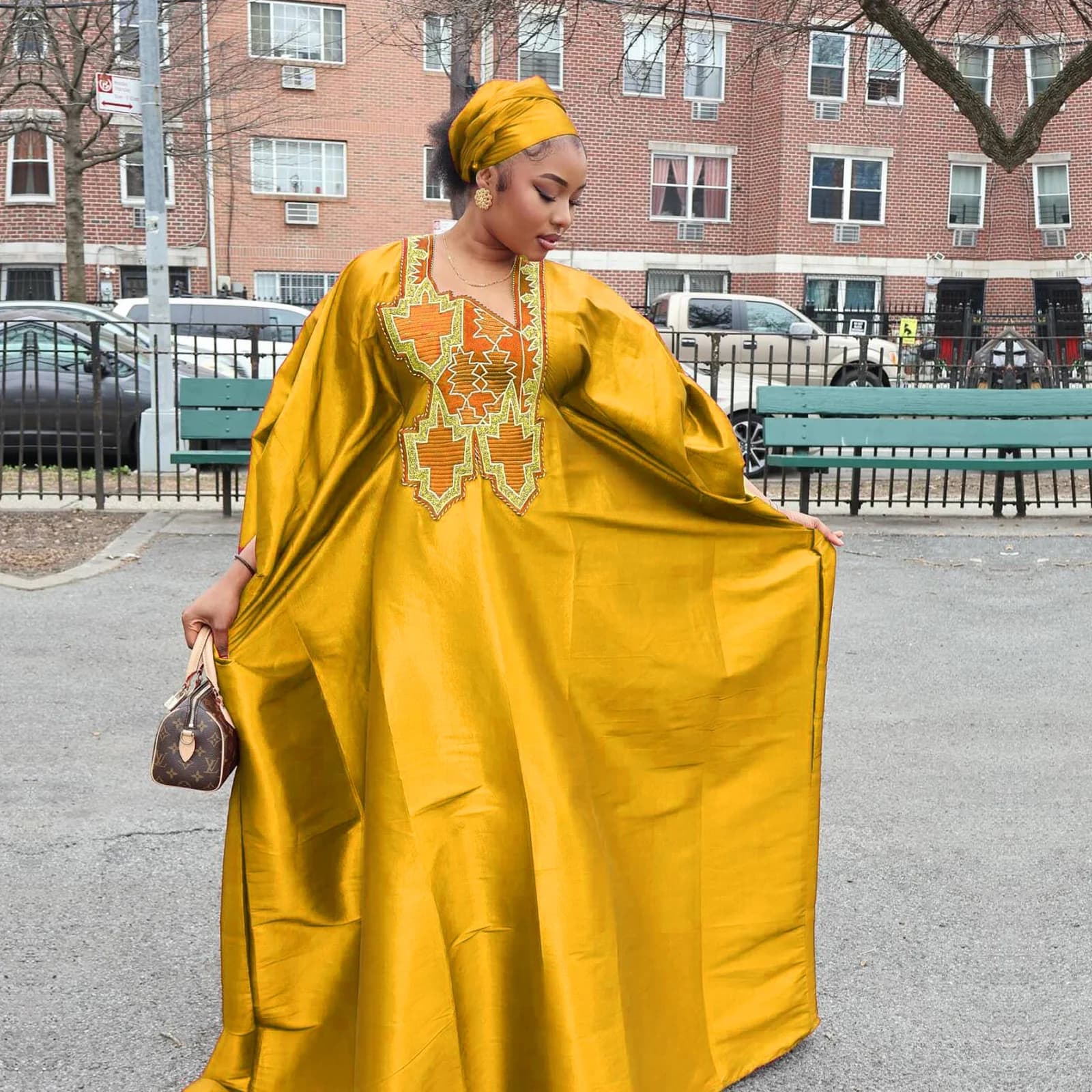 Abiti africani per donna Design ricco di ricami in materiale Boubou di lusso