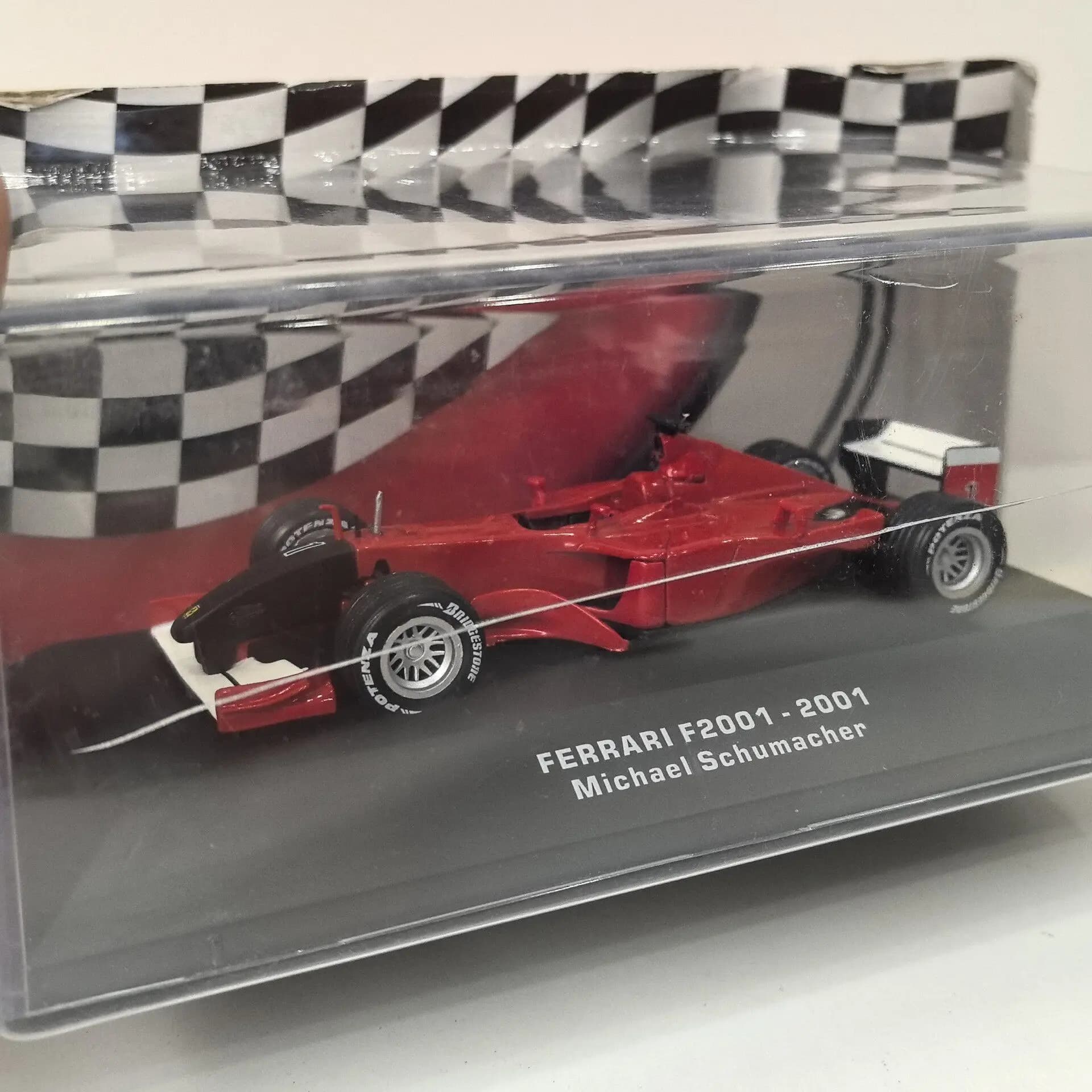 Box Cracking Diecast IXO 1/43 Scale F2001 2001 #1 Formula Racing Car 73 Alloy Car Model
