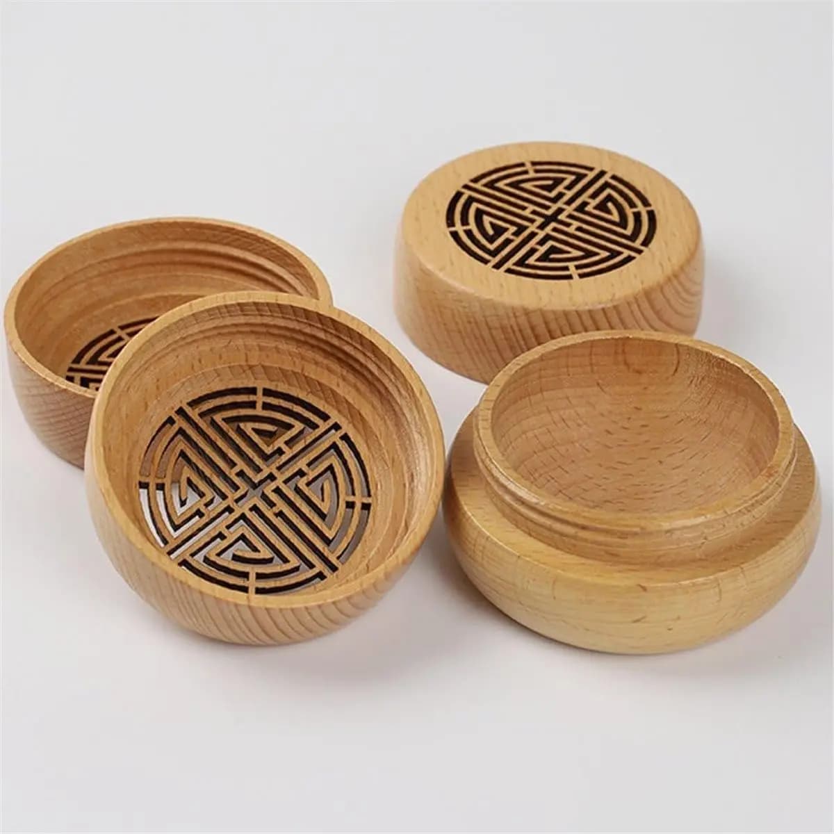 Ancient Portable DIY Fragrance Wooden Box with 5 Balls Aroma Diffuser for Home, Car, and Bedroom Decor