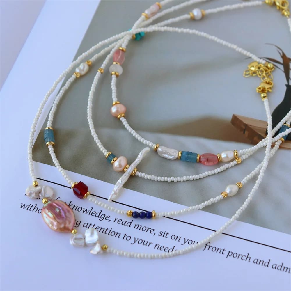 Collana di perline Colonna esagonale multistrato Ciondolo a pendolo Girocollo Gioielli con catena di clavicola in pietra naturale